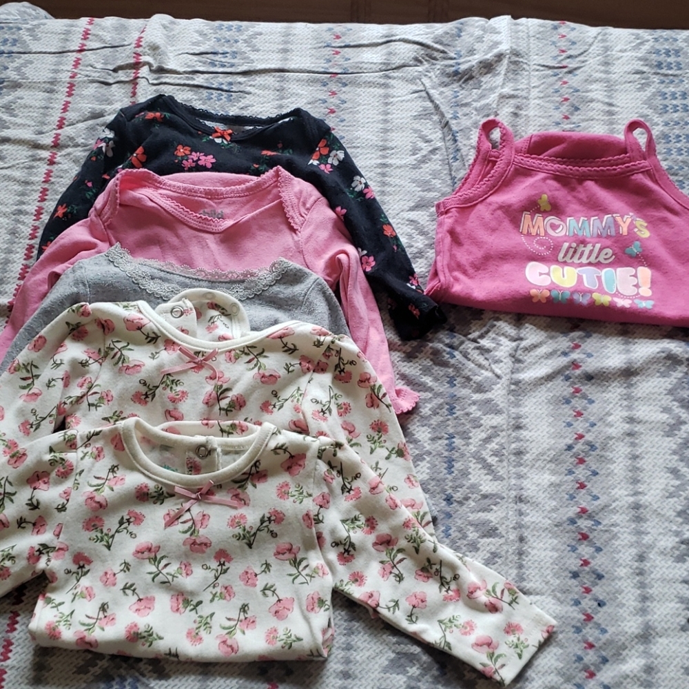 Baby girl 3/6 months different onesies